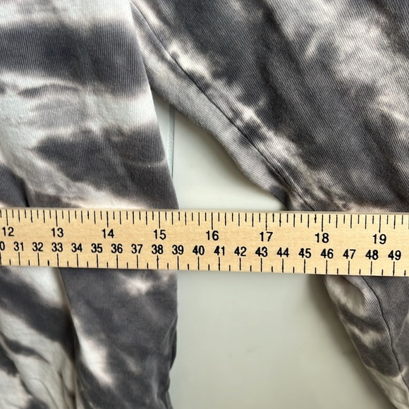 Treasure and Bond Youth Grey long sleeve t-shirt - Picture 6 of 6